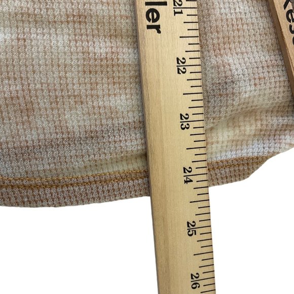 American Eagle Woman’s Med Tie Dye  Long Sleeve Waffle Print Top - Picture 6 of 8